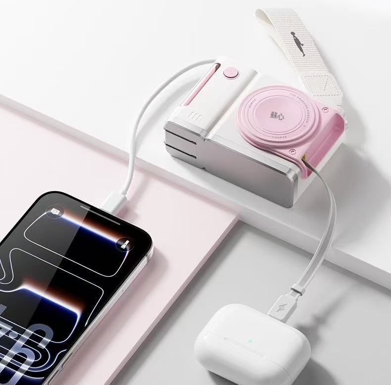 三合一行動電源10000mAh【自帶插頭伸縮線】