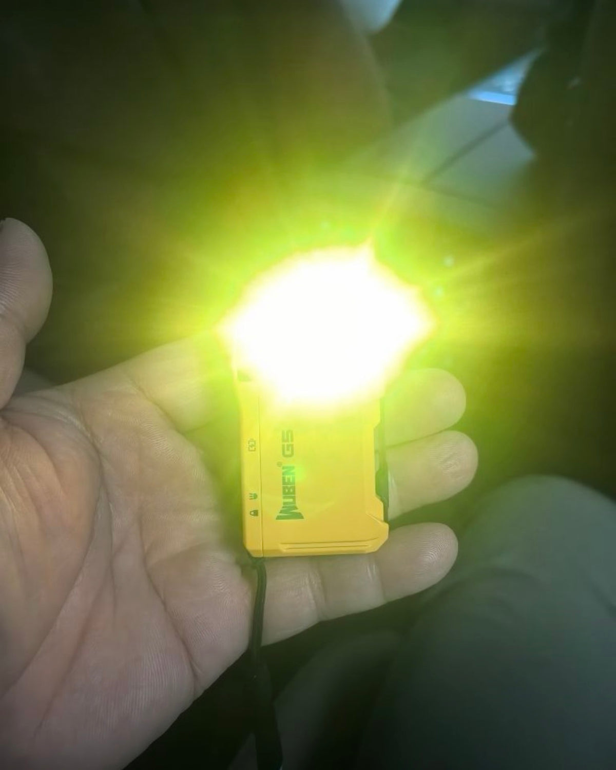 G5磁吸強光手電筒RGB氛圍可充電戶外露營夜騎應急便攜燈